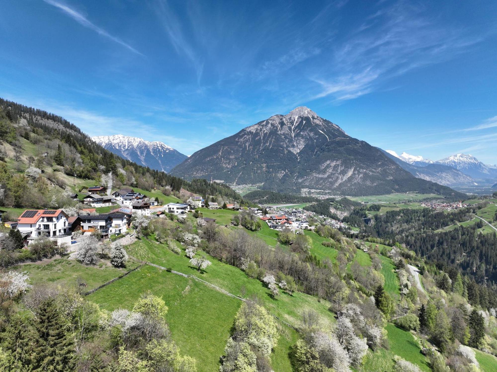Apart Alpenzeit Arzl im Pitztal Exteriör bild